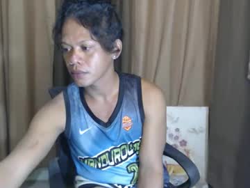 Reyna_33mhalia Chaturbate stream image from February 02, 2026