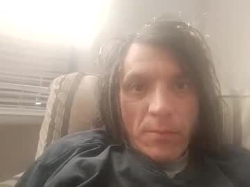 Utravelihost Chaturbate stream image from February 02, 2026