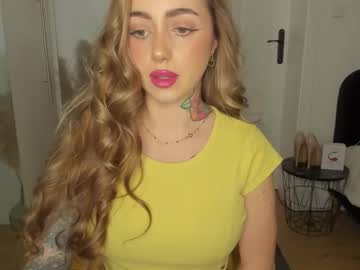 Sexy_Coralie Chaturbate stream image from February 02, 2026