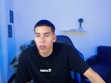 Siimon18 Chaturbate stream image from February 02, 2026