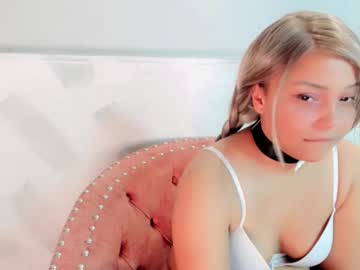 Molly_Logan Chaturbate stream image from February 02, 2026