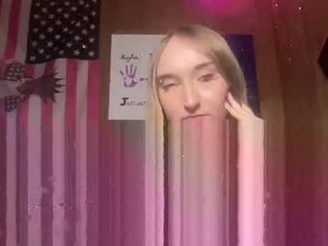 Hayhayfree Chaturbate stream image from February 03, 2026