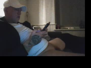 Daddyscumslut333 Chaturbate stream image from February 03, 2026