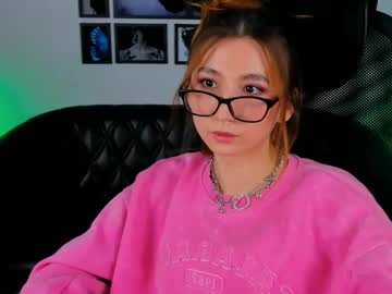 Karen__Davis Chaturbate stream image from February 03, 2026