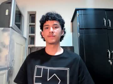 Santi_Twink19 Chaturbate stream image from February 03, 2026