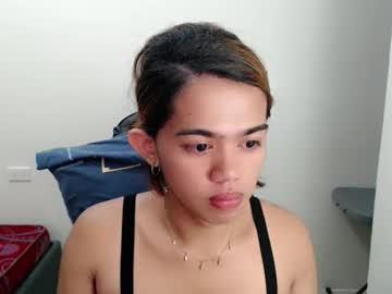 Urhottest_Zoe Chaturbate stream image from February 03, 2026