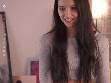 Gimme_The_Kiss Chaturbate stream image from February 03, 2026