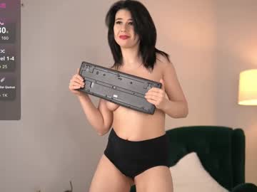 Serenaluvv Chaturbate stream image from February 03, 2026