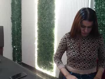 Sara_Blue13 Chaturbate stream image from February 03, 2026