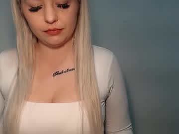Teeyara_ Chaturbate stream image from February 03, 2026