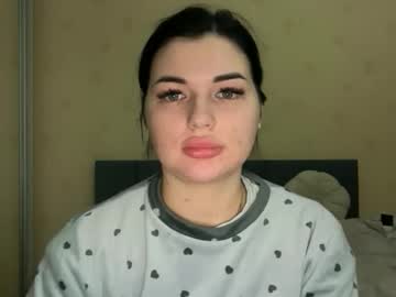 Cherryevve Chaturbate stream image from February 03, 2026