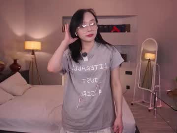 Nevalindhorst Chaturbate stream image from February 03, 2026