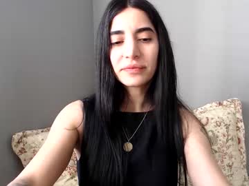 Doberra Chaturbate stream image from February 04, 2026