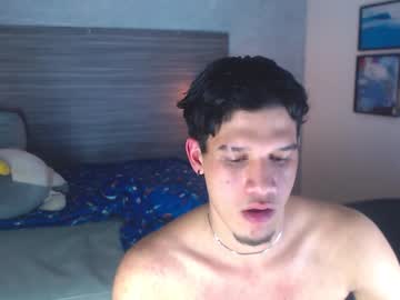 Isaac893386 Chaturbate stream image from February 04, 2026
