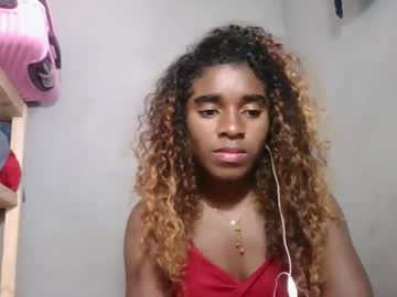 Louane98 Chaturbate stream image from February 04, 2026