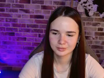 Maybloom_ Chaturbate stream image from February 04, 2026