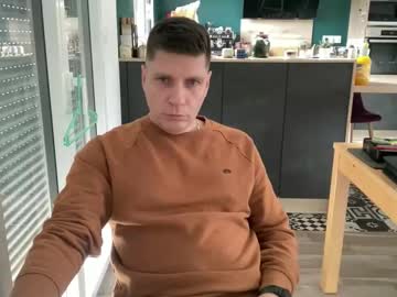 Miklp8463 Chaturbate stream image from February 04, 2026