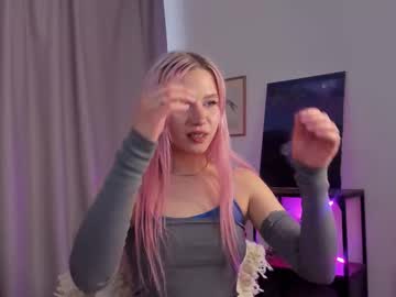Nicollefarrey Chaturbate stream image from February 04, 2026