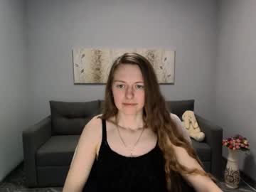 Leyla_Lang Chaturbate stream image from February 04, 2026