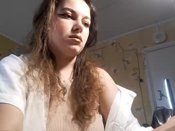 Serafinayurick Chaturbate stream image from February 04, 2026