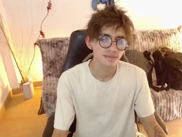 Aaronbeer_ Chaturbate stream image from February 04, 2026