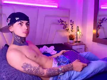 Adamswalkerr_ Chaturbate stream image from February 04, 2026