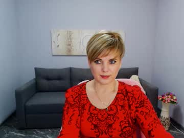 Julia_Wilsons Chaturbate stream image from February 04, 2026
