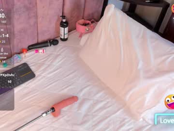 Zooe_Cute Chaturbate stream image from February 04, 2026