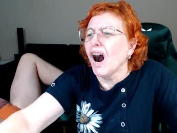 Joannaandneighbour Chaturbate stream image from February 04, 2026