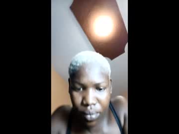 Savagelinda01 Chaturbate stream image from February 04, 2026