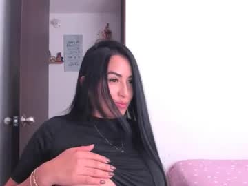 Karolinebeatiful Chaturbate stream image from February 04, 2026