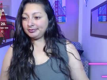 Yennzi_Lorr Chaturbate stream image from February 04, 2026