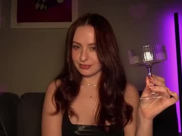 Samanthavixen Chaturbate stream image from February 04, 2026