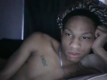 Twinkteddie Chaturbate stream image from February 04, 2026