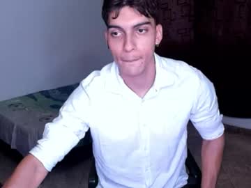 Alessio_Vale Chaturbate stream image from February 04, 2026