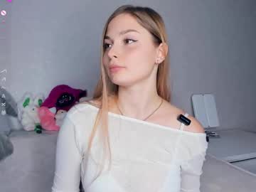 Hidden_Charm Chaturbate stream image from February 04, 2026