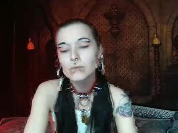 Seraphinmunster Chaturbate stream image from February 04, 2026