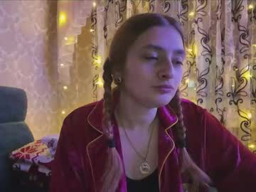 Sweetliaison Chaturbate stream image from February 04, 2026