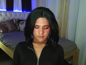 Urts_Hugecock Chaturbate stream image from February 04, 2026