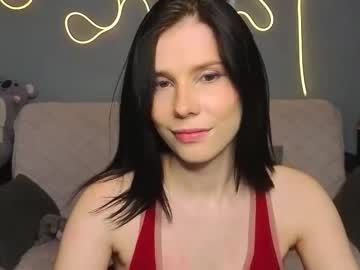 Mellhyees Chaturbate stream image from February 04, 2026