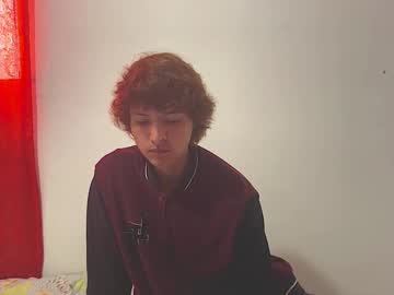 Joelnclouds Chaturbate stream image from February 04, 2026