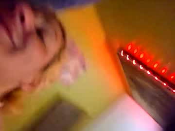 Zeldaunderpressure Chaturbate stream image from February 04, 2026