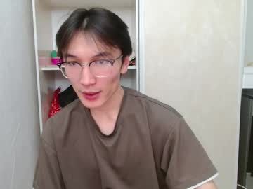 Zengom Chaturbate stream image from February 04, 2026