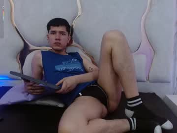 Estefan_Tay Chaturbate stream image from February 04, 2026