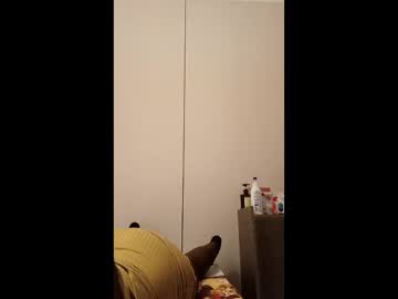 Juicy392221 Chaturbate stream image from February 04, 2026