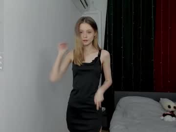 Viraglow Chaturbate stream image from February 05, 2026