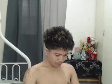Urasian_Mike Chaturbate stream image from February 05, 2026