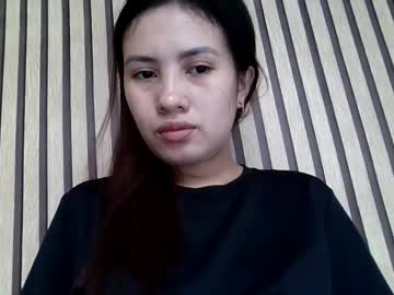 Urhotasian4u Chaturbate stream image from February 05, 2026