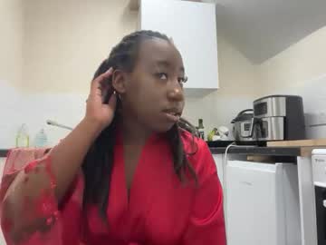 Chocolatebunnycakez Chaturbate stream image from February 05, 2026