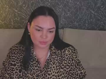 Adele_Crown Chaturbate stream image from February 05, 2026